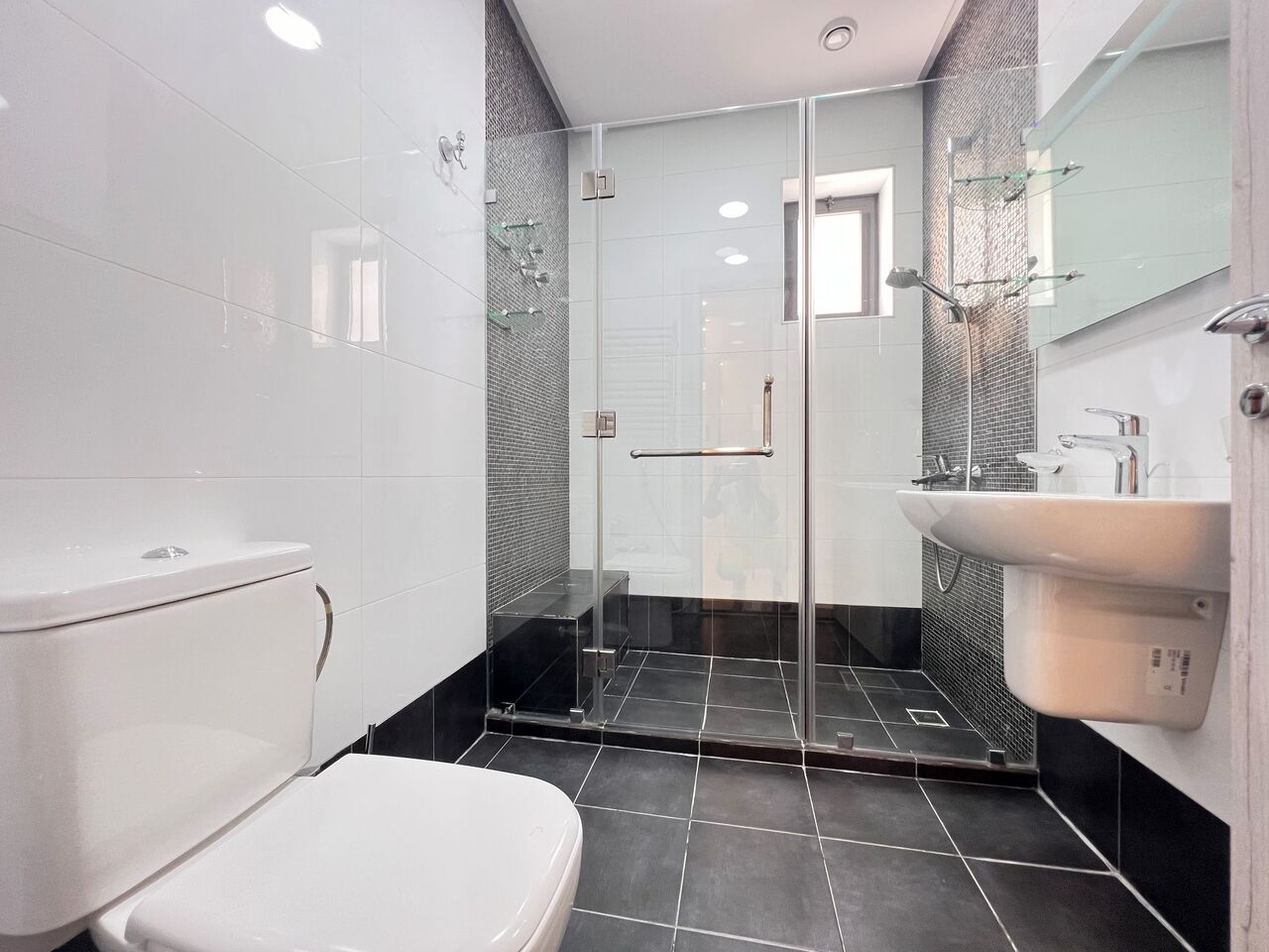 Kuwait City, Apartments, Flats, Houses & Villas, KWD 500/month,  3 BR,  Jabriya &ndash; Lovely, Unfurnished, Three Bedroom Apartment