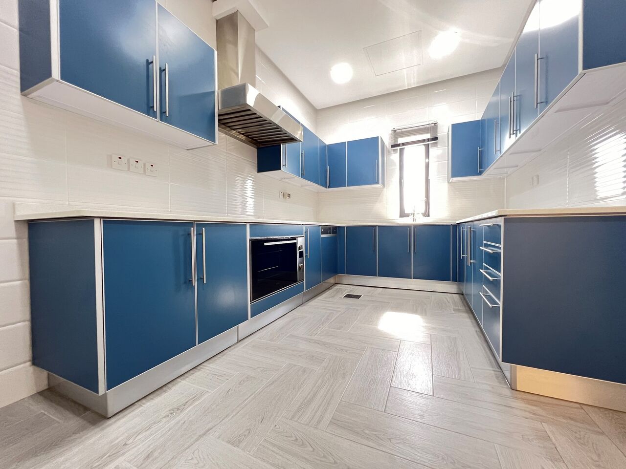 Kuwait City, Apartments, Flats, Houses & Villas, KWD 500/month,  3 BR,  Jabriya &ndash; Lovely, Unfurnished, Three Bedroom Apartment