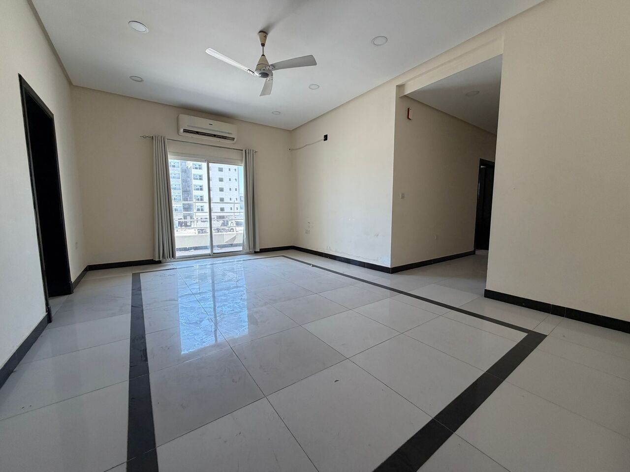 Hidd, Staff Accommodation, BHD 300,  Staff Accommodation For Rent In Hidd | Near In & Out Petrol Station | Balcony