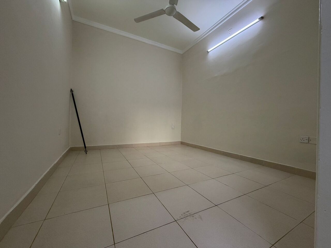 Hoora, Apartments, Flats, Houses & Villas, BHD 230/month,  2 BR,  Semi-Furnished Apartment For Rent In Hoora | Spacious Layout