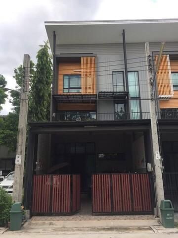 Bangkok, Villas, THB 25000,  20 Sq. Feet,  3-story Townhome For Rent, Eco-Space Village, Kaset-Nawamin 3, Near Chocolate Ville.