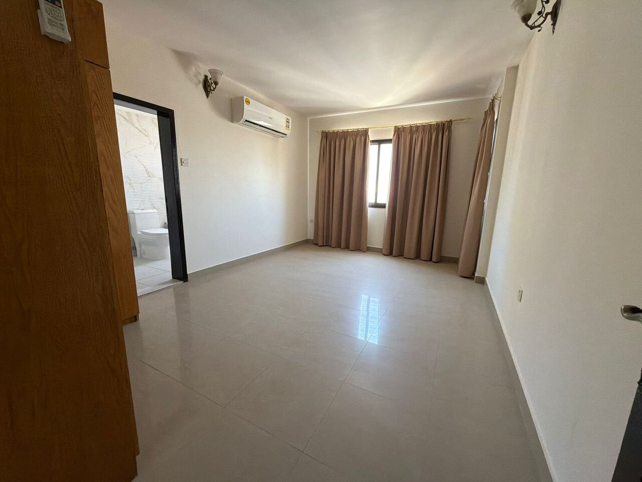 Umm Al Hassam, Apartments, Flats, Houses & Villas, BHD 280/month,  3 BR,  Semi-Furnished Apartment For Rent In Um Al Hassam | Near KIMS Hospital | Balcony
