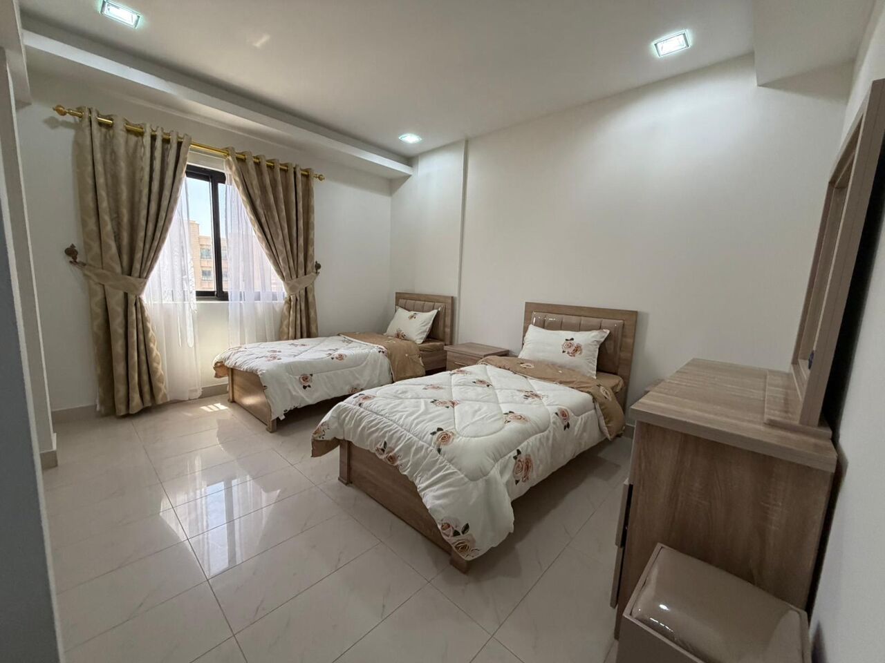 Segaya, Apartments, Flats, Houses & Villas, BHD 450/month,  Furnished,  3 BR,  Apartment For Rent In Segaya | Pool, Gym & Unlimited WiFi
