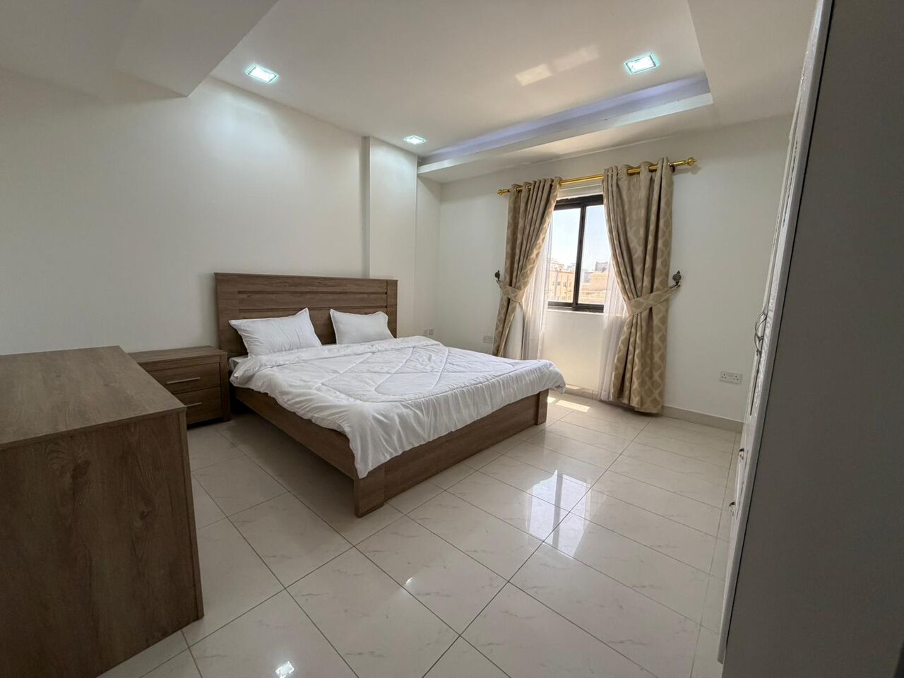 Segaya, Apartments, Flats, Houses & Villas, BHD 450/month,  Furnished,  3 BR,  Apartment For Rent In Segaya | Pool, Gym & Unlimited WiFi