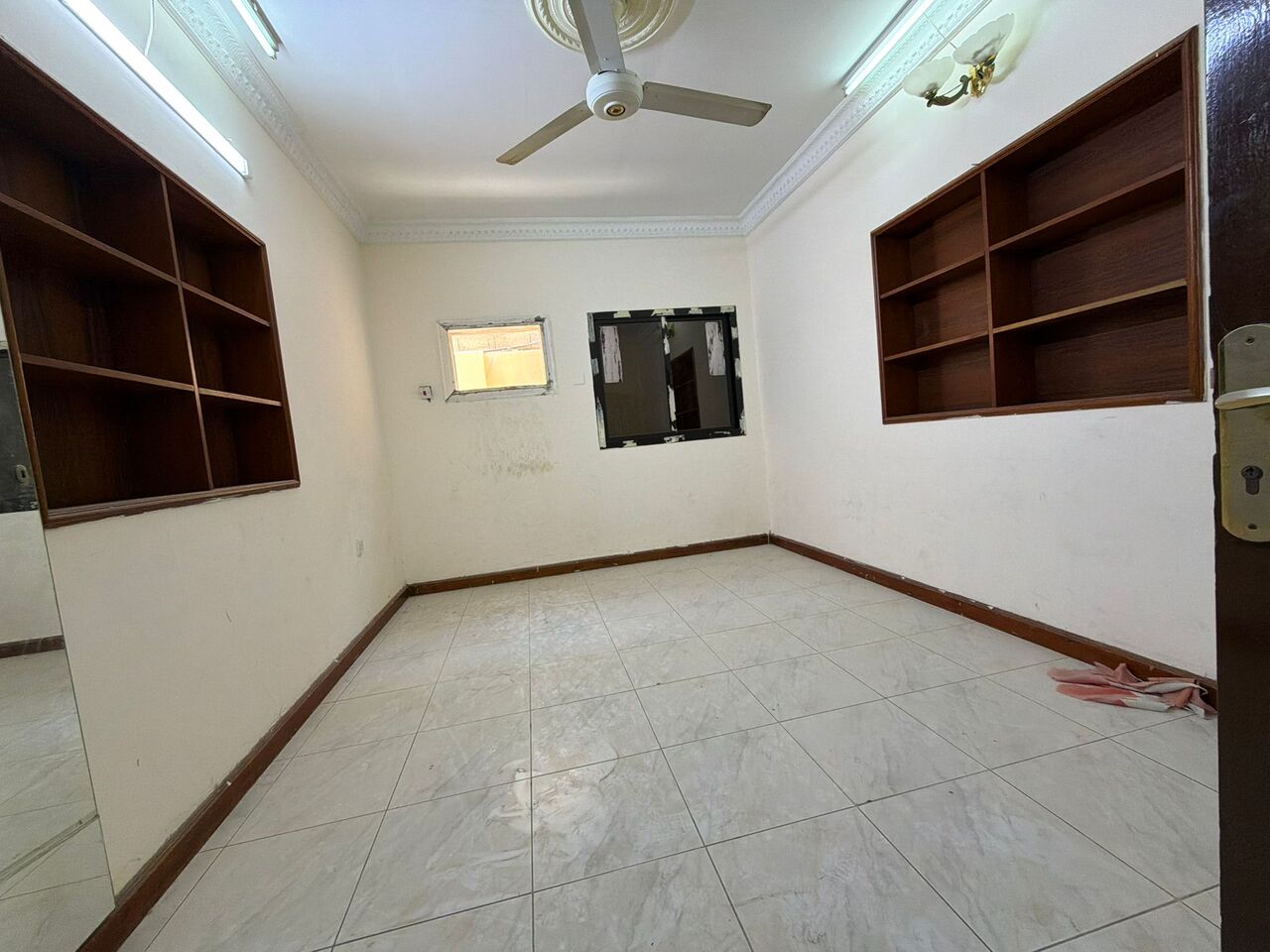 Isa Town, Commercial Villas, BHD 700,  Commercial Villa For Rent In Isa Town | 10 Bedrooms | Ideal For Schools & Training Centers