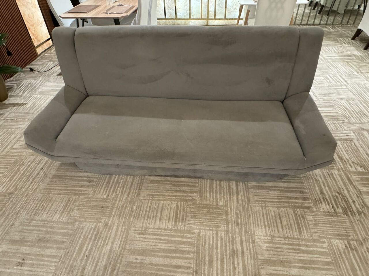 Riyadh, Furniture, SAR 200,  Luxury Single Sofa And 3 Piecs