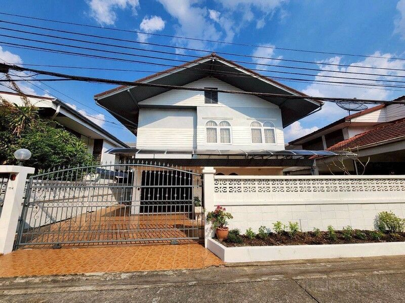 Bangkok, Villas, THB 120000,  70 Sq. Feet,  For Rent, Large 2-story Detached House, Pracharat Bamphen 17, Intersection 8, House