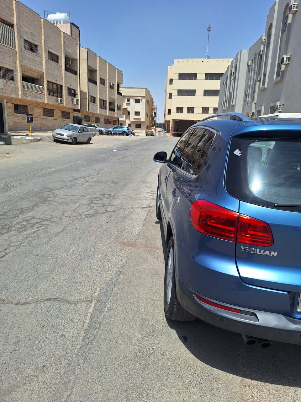 Riyadh, Vehicles, Cars & Trucks , SAR 22000,  Volkswagen Tiguan,  2014,  Automatic,  170000 KM,  Sale For  Good Condition