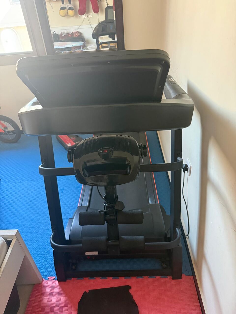 Jidhafs, Machinery, BHD 120,  Multifunction Treadmill