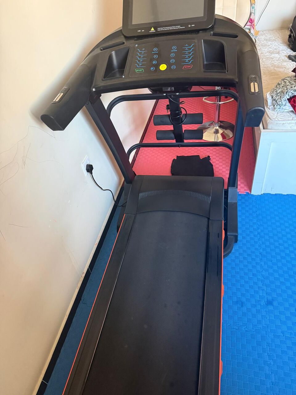 Jidhafs, Machinery, BHD 120,  Multifunction Treadmill