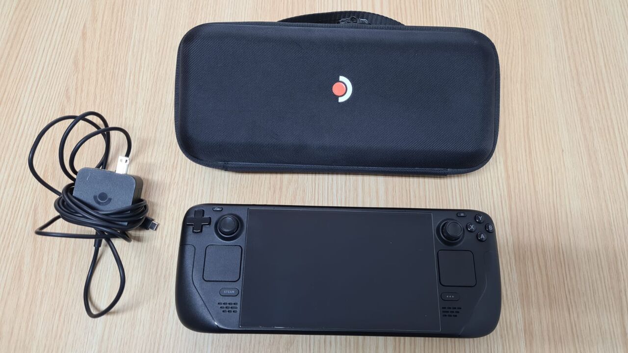 Riyadh, Video Games, SAR 2800,  Steam Deck OLED 512 GB []Excellent Condition]