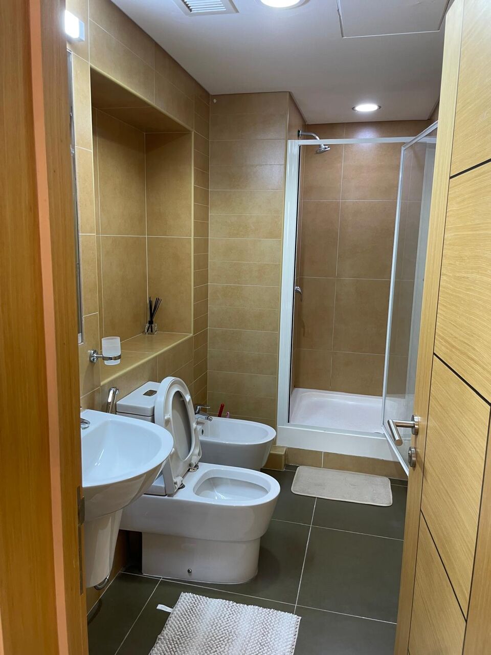 Manama, Apartments, Flats, Houses & Villas, BHD 340/month,  2 BR,  2 Bedroom Fully Furnished Flat For Rent