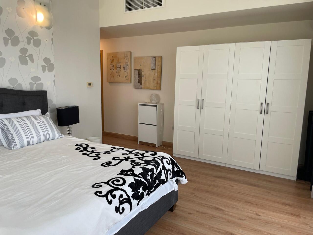 Manama, Apartments, Flats, Houses & Villas, BHD 340/month,  2 BR,  2 Bedroom Fully Furnished Flat For Rent