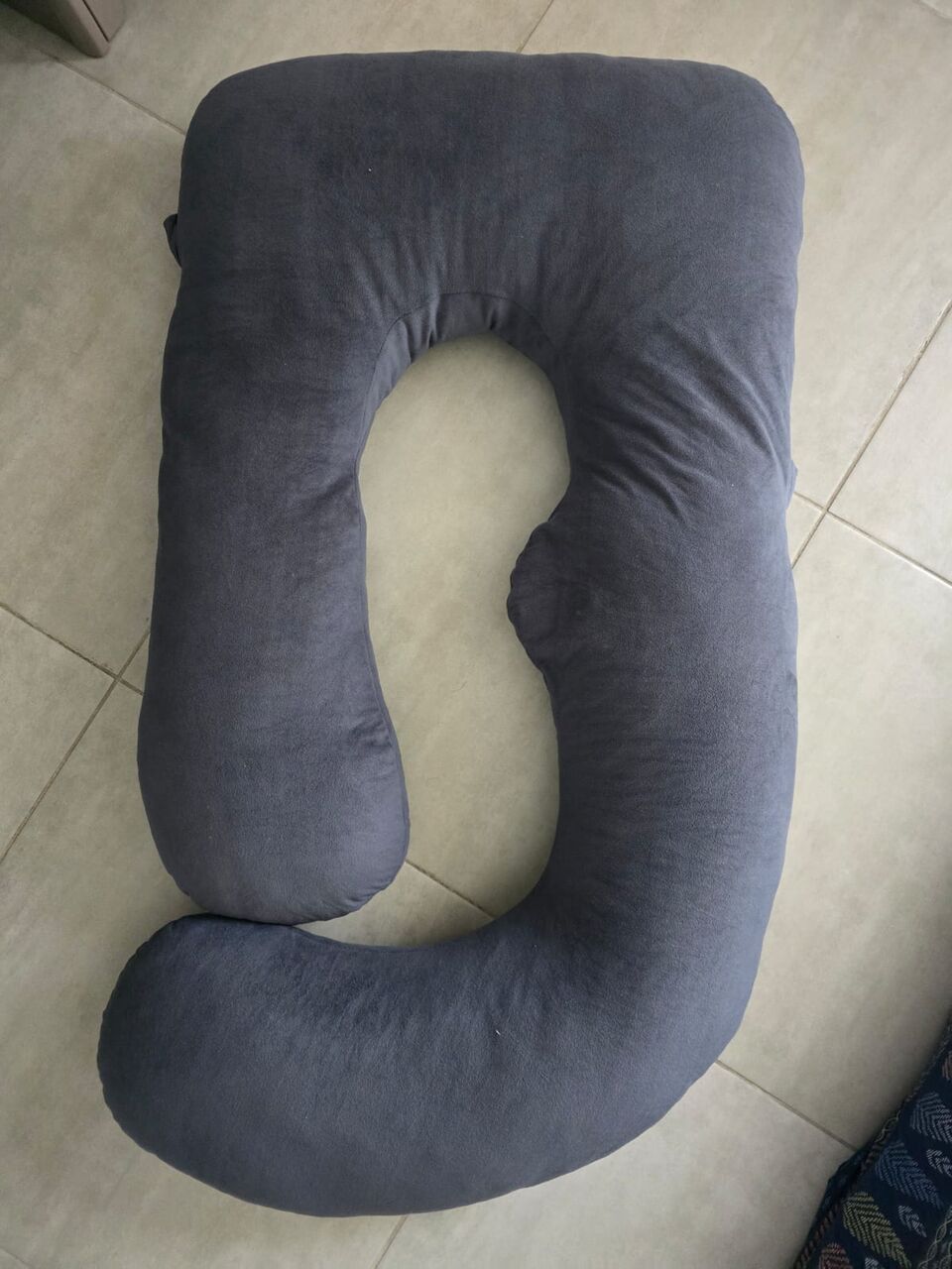 Al Hamra, Free Items, Pregnancy Pillow