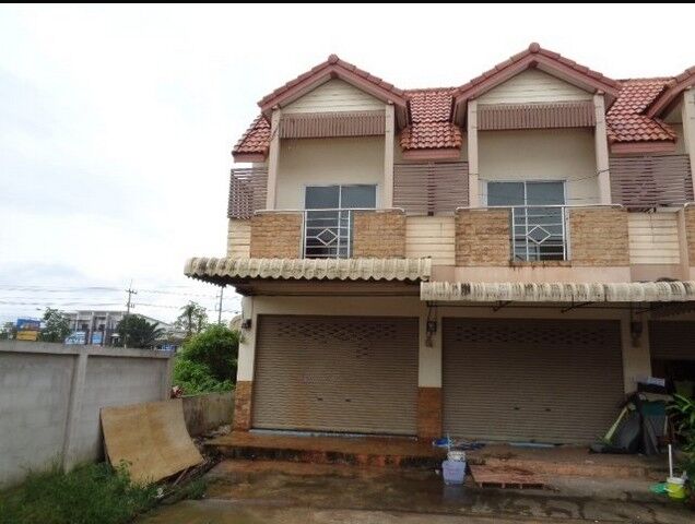 Bangkok, Real Estate For Sale, THB 1600000,  2 BR,  14 Sq. Feet,  Commercial Building For Sale Tha Thong Mai Fresh Market, Kanchanadit District, Surat