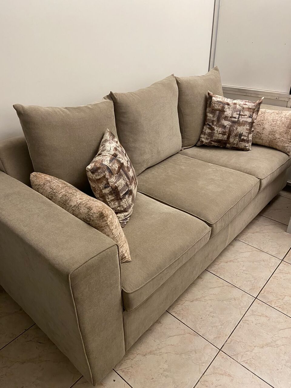 Riyadh, Furniture, SAR 600,  Sofa 5 Seater