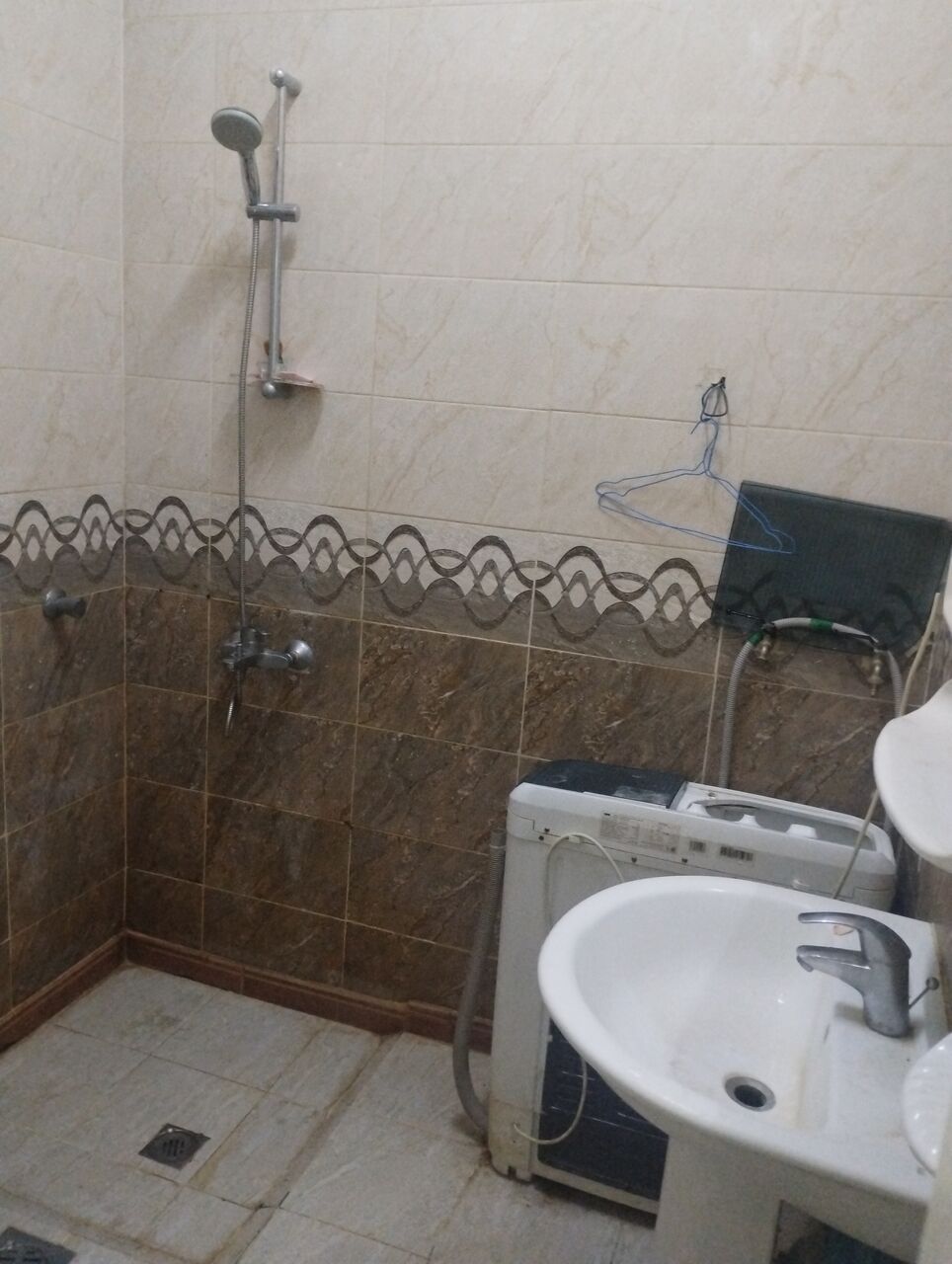 Jeddah, Housing Exchanges, 2 BR,  700 Sq. Meter,  Room Sharing