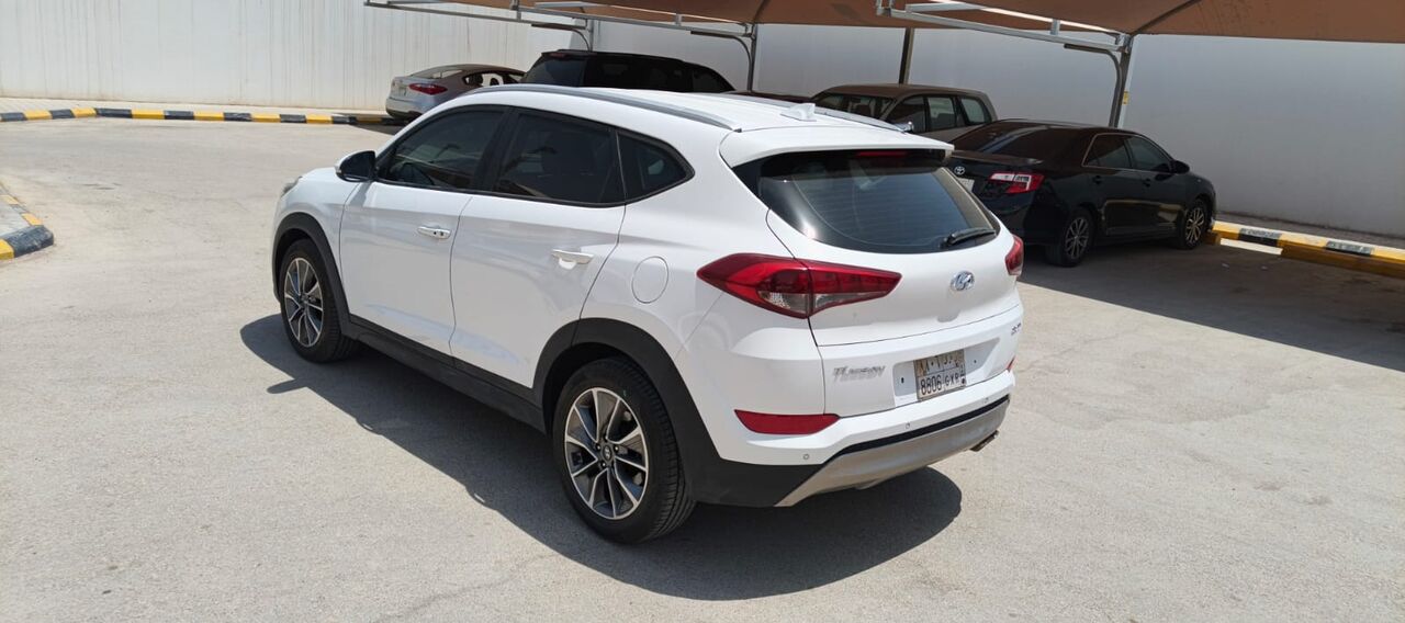 Riyadh, Vehicles, Cars & Trucks , SAR 50000,  Hyundai Tucson,  2018,  Automatic,  173000 KM,  Hyundai / Tucson Imported From Korea  Model (Diesel)