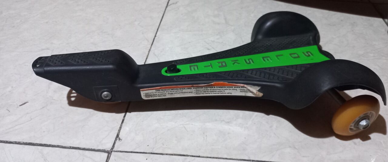 Jeddah, Toys & Games, SAR 175,  1. Electric Wheel Balancing Board & 2. TriWheeler Skateboard