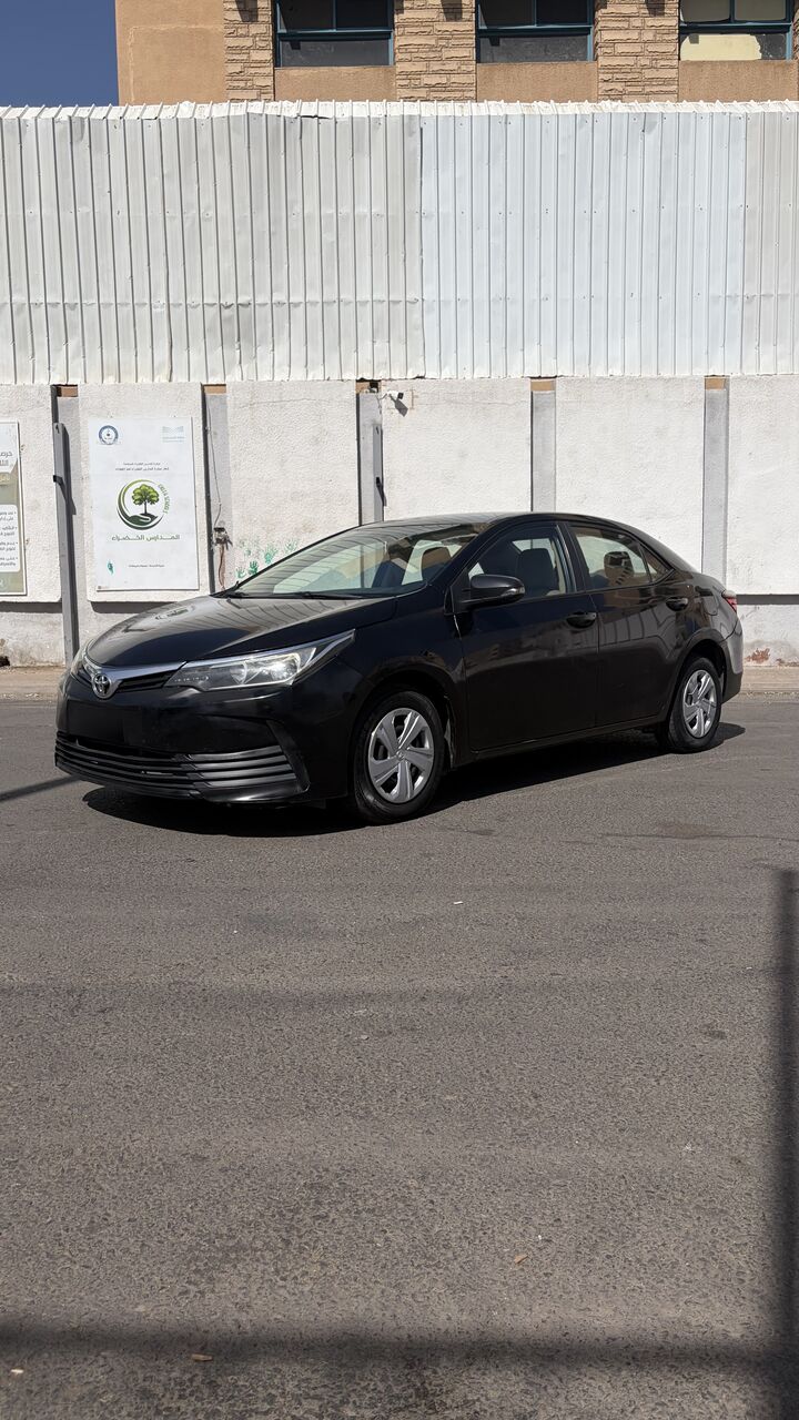 Jeddah, Vehicles, Cars & Trucks , SAR 41000,  Toyota Corolla,  2017,  Automatic,  301 KM,   XLI