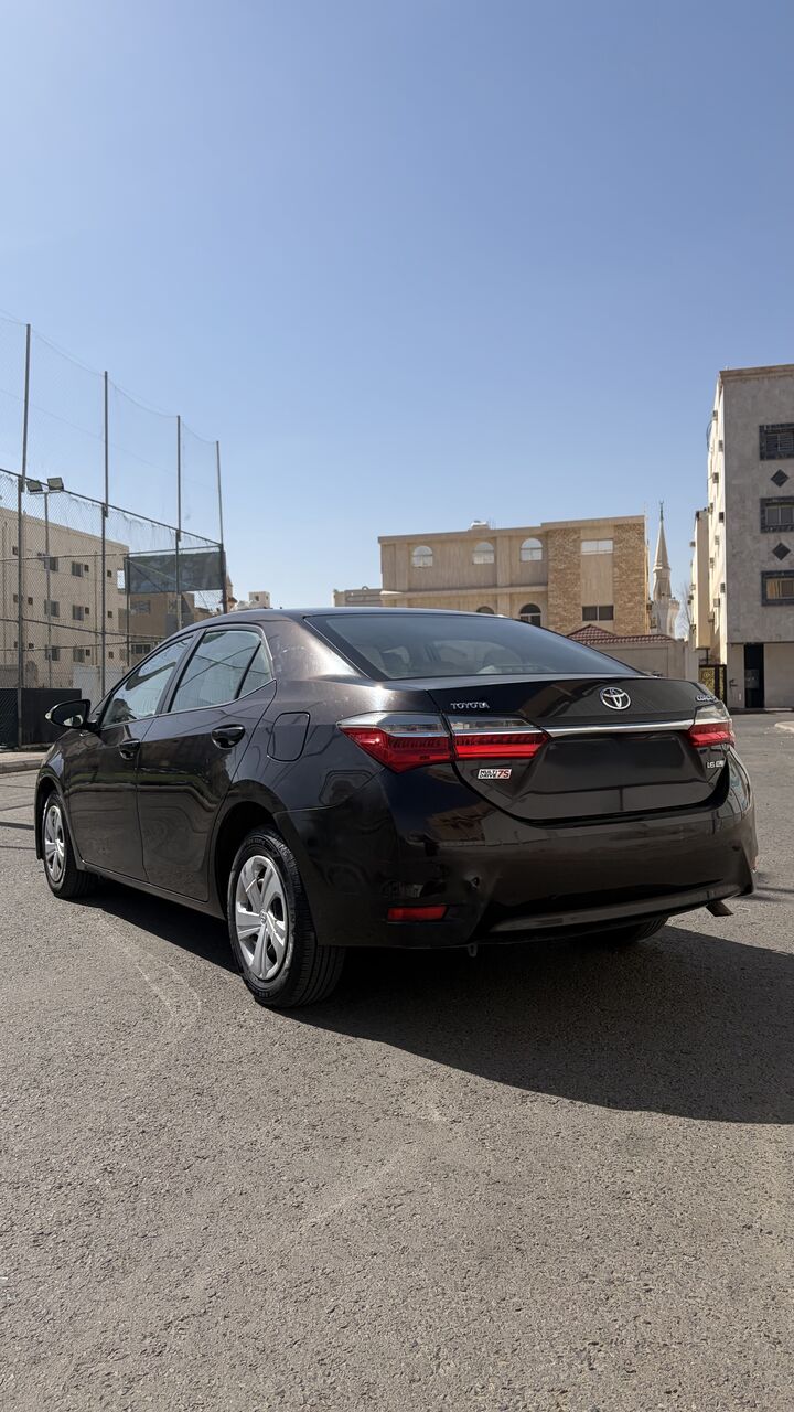 Jeddah, Vehicles, Cars & Trucks , SAR 41000,  Toyota Corolla,  2017,  Automatic,  301 KM,   XLI