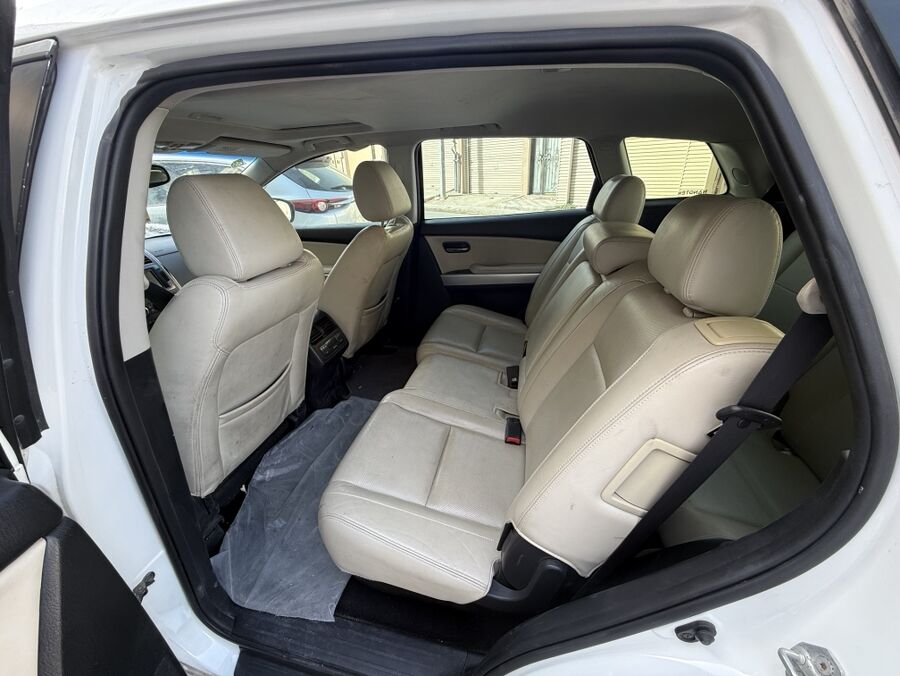 Yanbu, Vehicles, Cars & Trucks , SAR 28000,  Mazda CX-9,  2013,  Automatic,  396000 KM,  28000 Mazda CX9 , 396400 KM