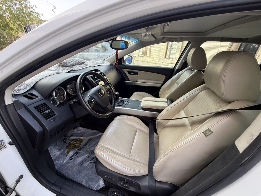 Yanbu, Vehicles, Cars & Trucks , SAR 28000,  Mazda CX-9,  2013,  Automatic,  396000 KM,  28000 Mazda CX9 , 396400 KM