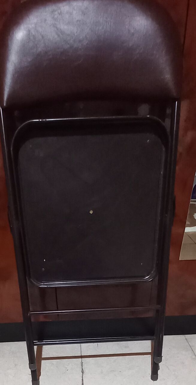 Jeddah, Household Items, SAR 50,  Folding Writing Tablwle Wooden & Folding Chair