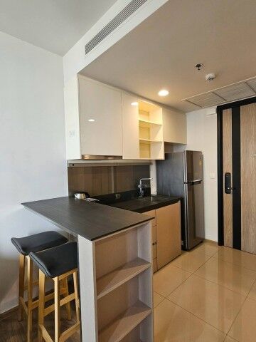 Bangkok, Villas, THB 22000,  35 Sq. Meter,  Oka Haus Sukhumvit 36 Clean Safe 33rd Floor BTS Thonglor