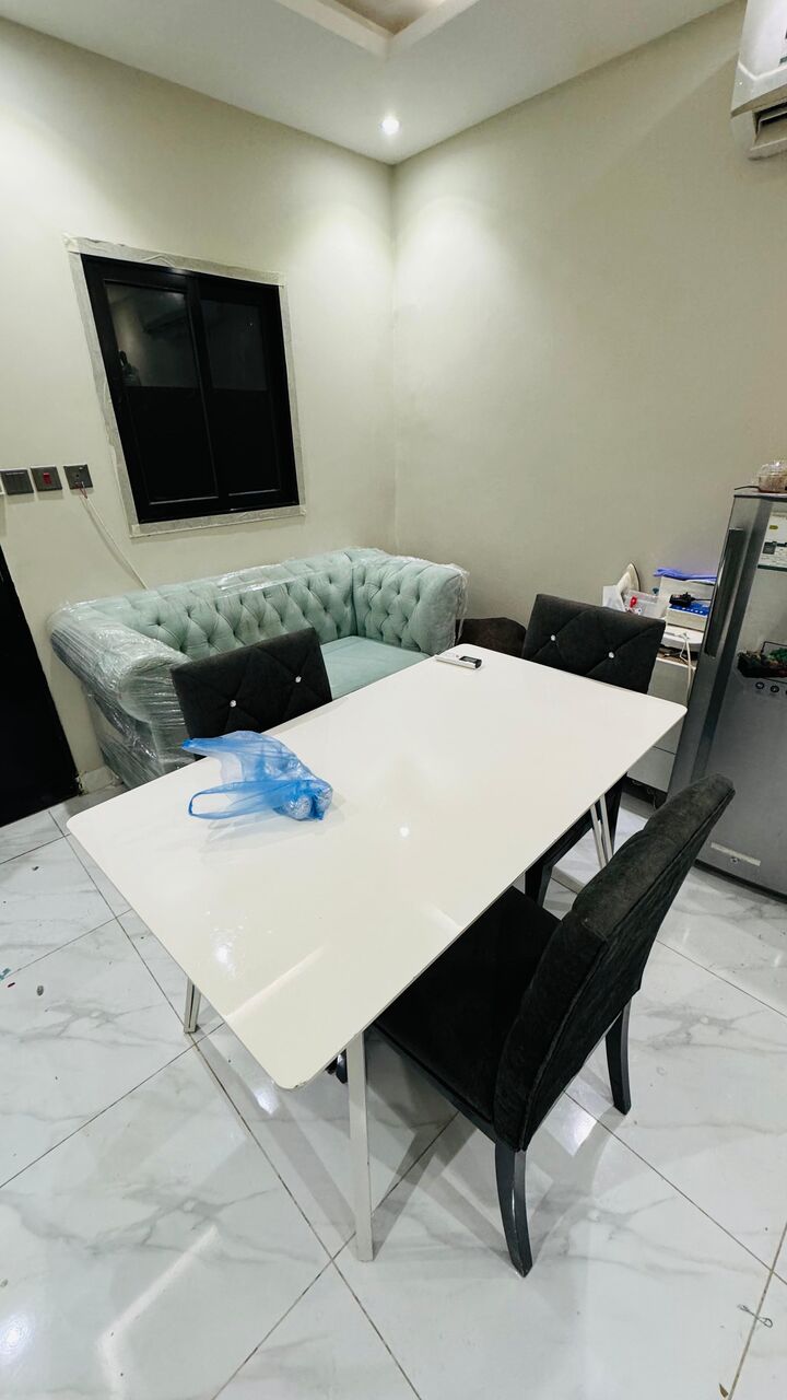 Riyadh, Furniture, SAR 350,  Dinning Table