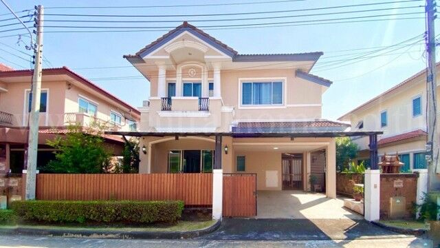 Bangkok, Real Estate For Sale, THB 4100000,  3 BR,  52 Sq. Feet,  Urgent Sale, Detached House, The Grand Rama 2, Beautifully Decorated, Ready To Move In.