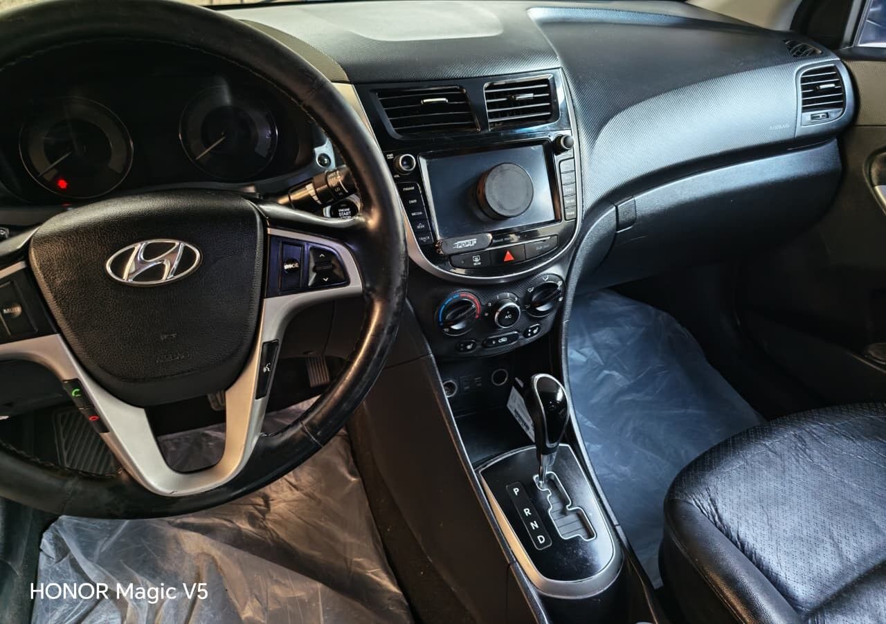 Dammam, Vehicles, Cars & Trucks , SAR 18000,  Hyundai Accent,  2017,  Automatic,  592000 KM,  Korean Specs (Diesel)