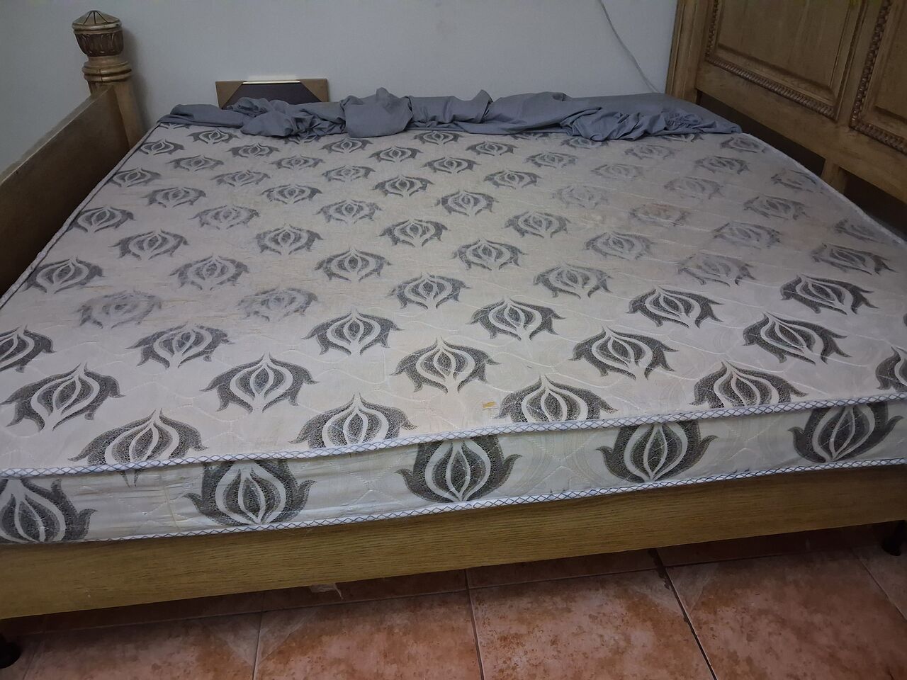 Jubail, Furniture, SAR 180,  Mattress Size 200x200 Excellent Condition