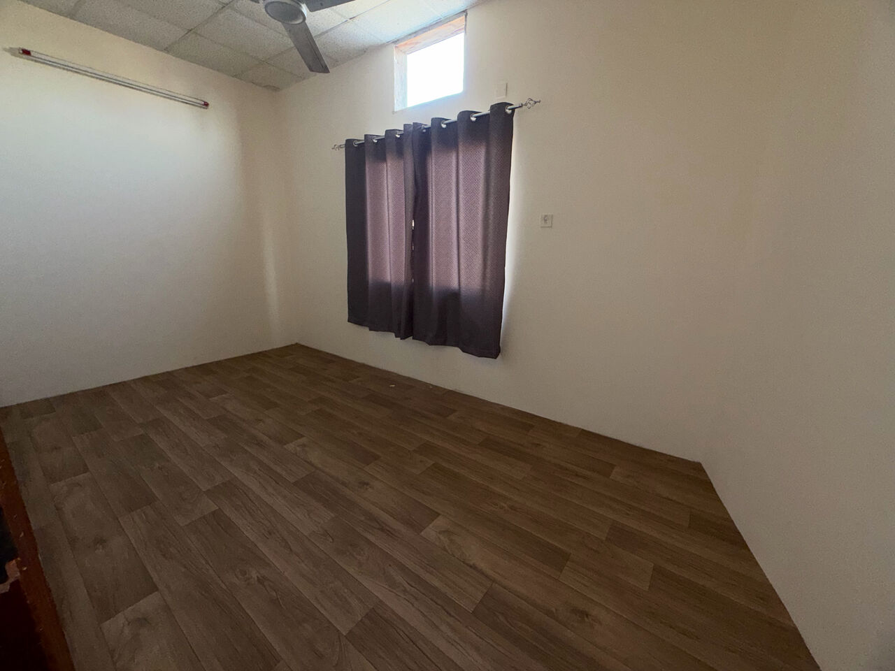 Salmaniya, Apartments, Flats, Houses & Villas, BHD 120/month,  2 BR,  2 Bedroom Flat For Rent Without Ewa