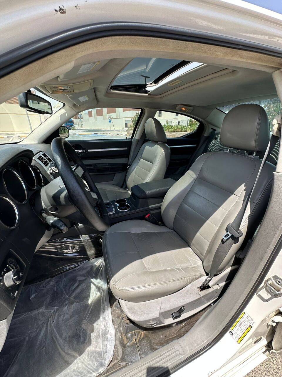 Riyadh, Vehicles, Cars & Trucks , SAR 22000,  Dodge Charger,  2008,  Automatic,  221000 KM,   Six Cylinders In Perfect Condition Price Negotiable