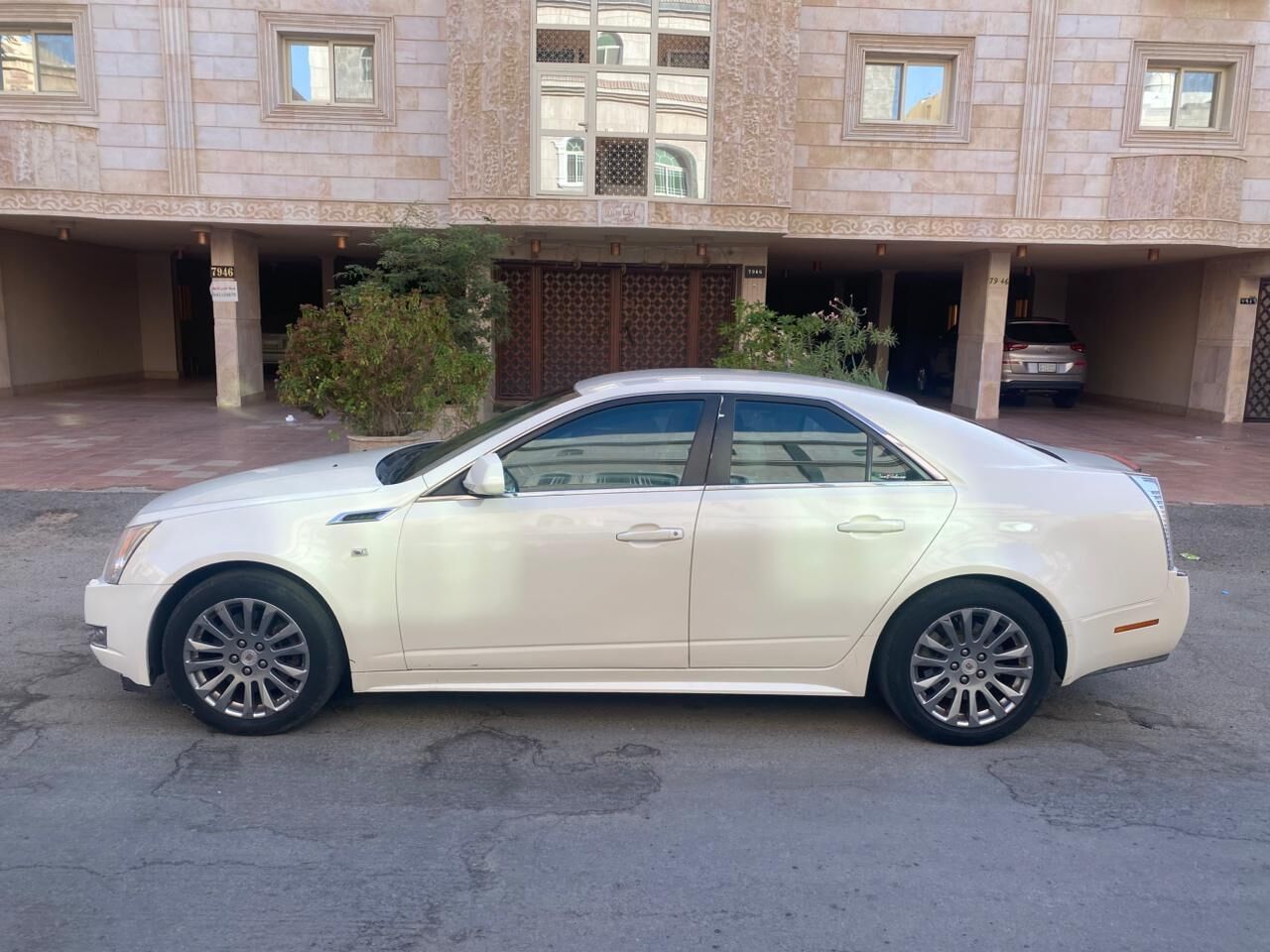 Jeddah, Vehicles, Cars & Trucks , SAR 18000,  Cadillac CTS,  2011,  Automatic,  287000 KM,   Six Cylinders In Good Condition Price Negotiable