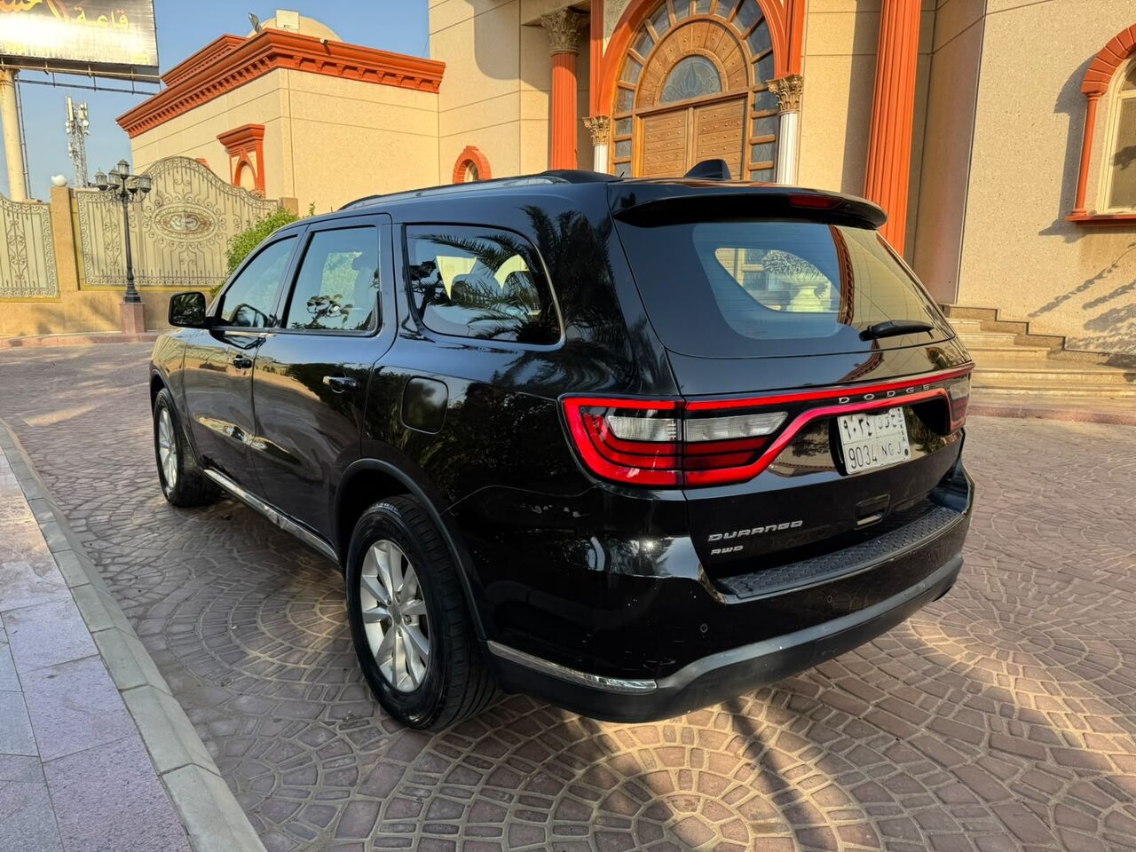 Jeddah, Vehicles, Cars & Trucks , SR 30000,  Dodge Durango,  2014,  Automatic,  281000 KM,   Six Cylinders (first Owner)price Negotiable