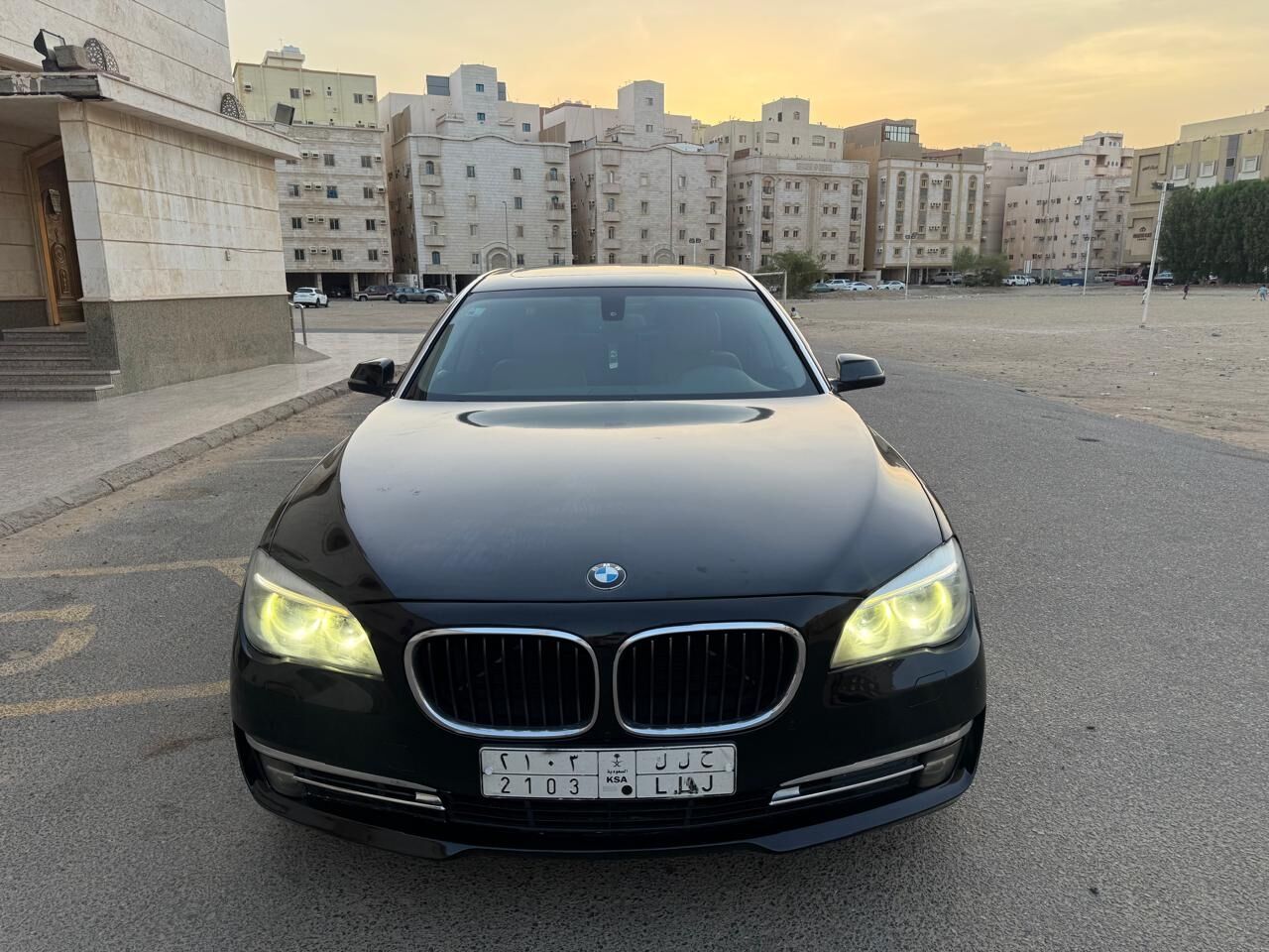 Jeddah, Vehicles, Cars & Trucks , SAR 27000,  Bmw 7 Series,  2013,  Automatic,  515000 KM,  BMW 730Li Six Cylinders Price Negotiable