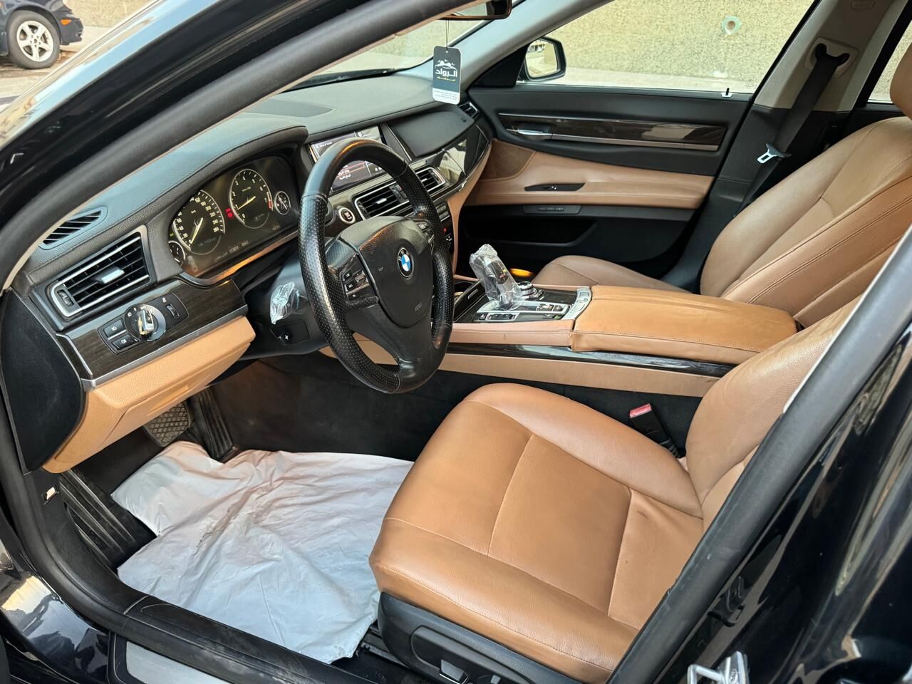 Jeddah, Vehicles, Cars & Trucks , SAR 27000,  Bmw 7 Series,  2013,  Automatic,  515000 KM,  BMW 730Li Six Cylinders Price Negotiable