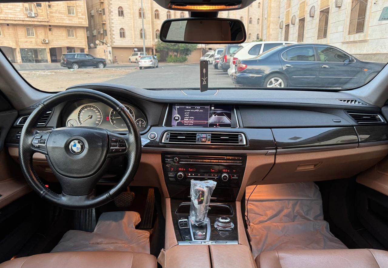Jeddah, Vehicles, Cars & Trucks , SAR 27000,  Bmw 7 Series,  2013,  Automatic,  515000 KM,  BMW 730Li Six Cylinders Price Negotiable