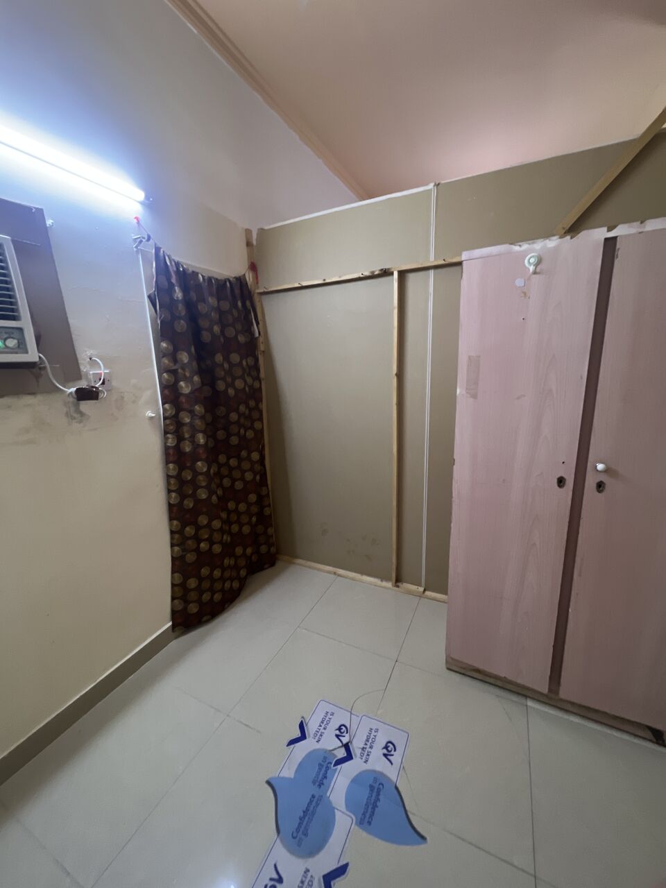Manama, Rooms for Rent, BHD 40/month,  Partition Room Available For Sri Lankan / South Indian Executive Bachelor