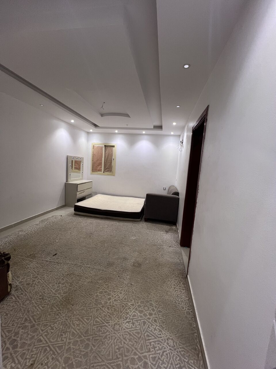 Jeddah, Apartments, Flats, Houses & Villas, SAR 900/month,  2 BR,  Flat For Rent 9hundred 2 Bedroom Attached Washroom
