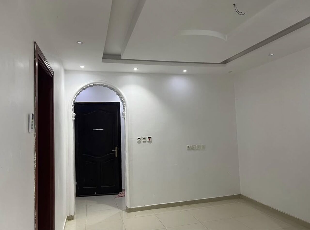 Jeddah, Apartments, Flats, Houses & Villas, SAR 900/month,  2 BR,  Flat For Rent 9hundred 2 Bedroom Attached Washroom