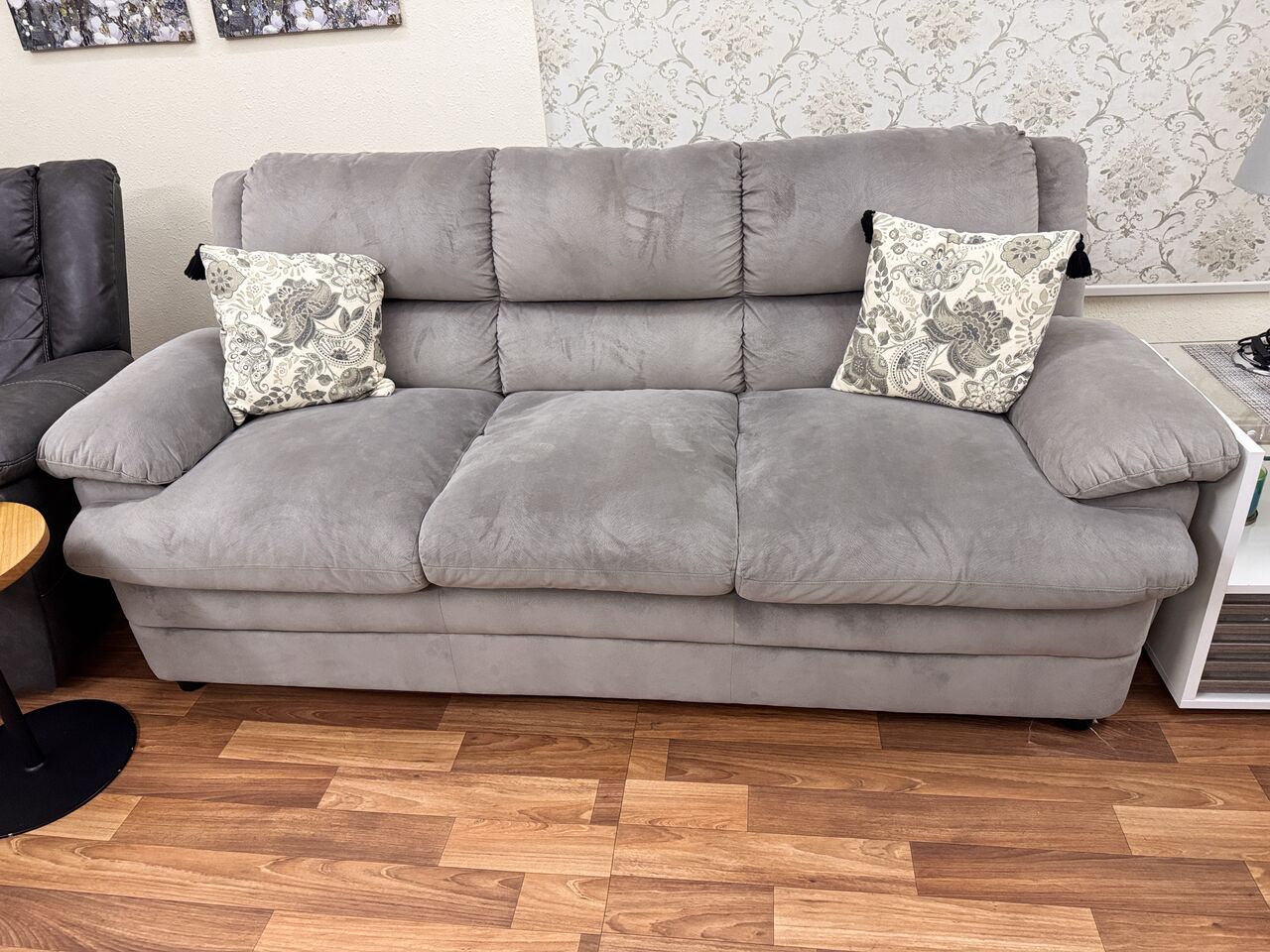 Jeddah, Furniture, SAR 1500,  6 Seater From Homebox
