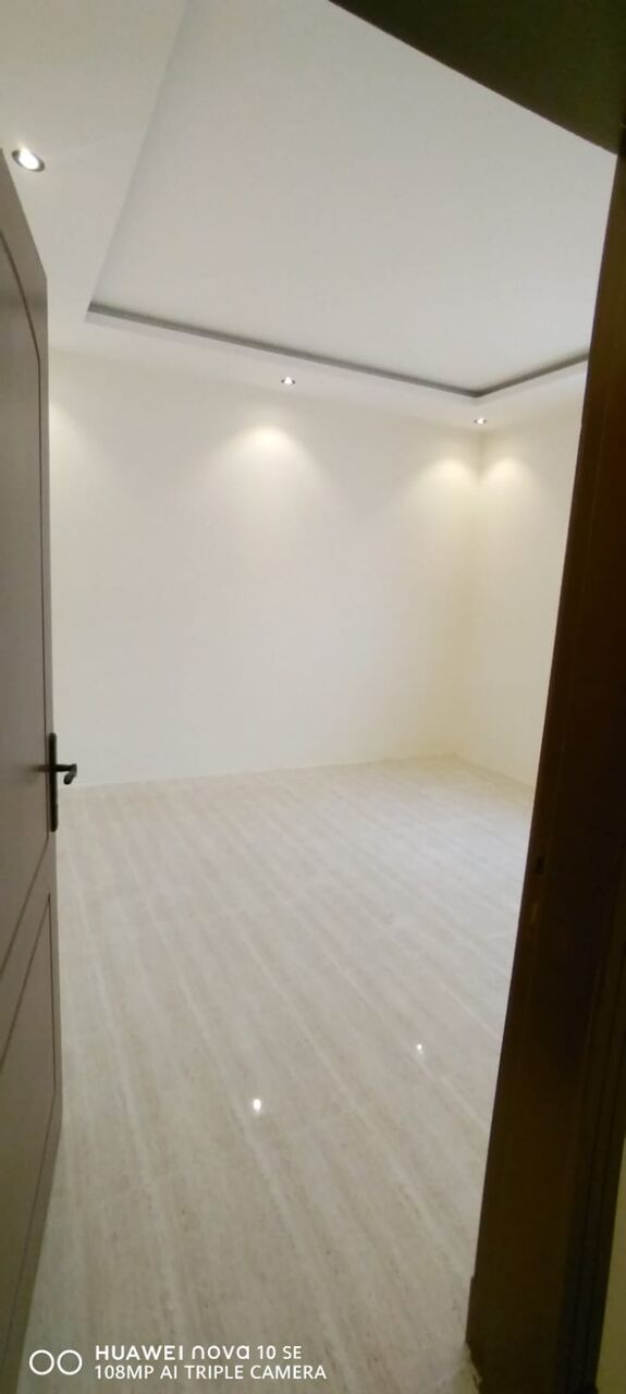 Al Malaz, Apartments, Flats, Houses & Villas, SAR 49000/year,  3 BR,  3BHK Family Apartment Available In Al Malaz Salah Ad Ayubi Road