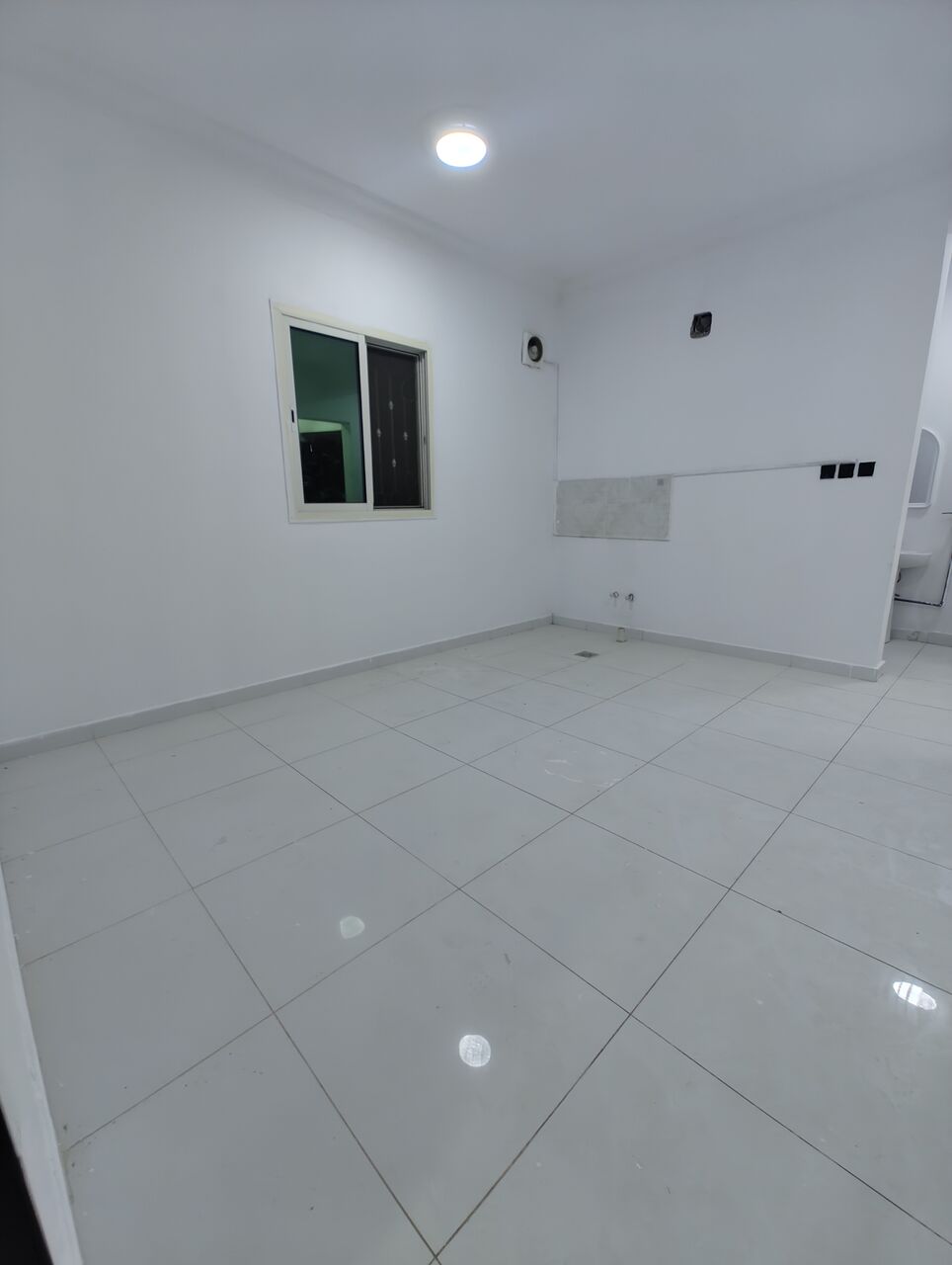 Al Malaz, Apartments, Flats, Houses & Villas, SAR 32000/year,  2 BR,  2BHK Family Apartment Available In Al Malaz Near Care Hospital