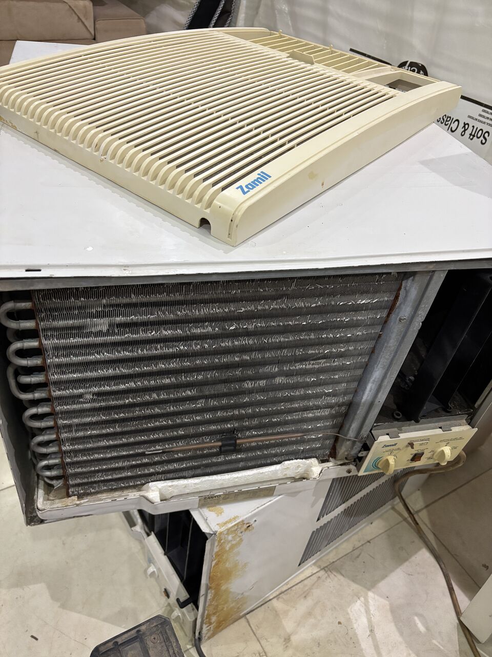Ras Tanura, Air Conditioners, SAR 1,  Window AC For Sell In Very Good Condition