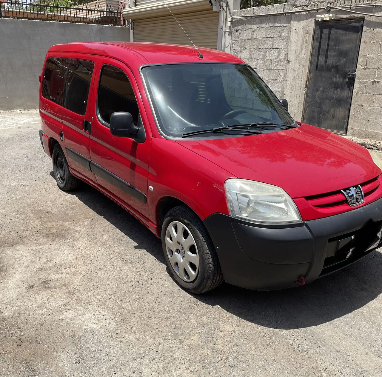 Jeddah, Vehicles, Cars & Trucks , SAR 11000,  Peugeot Partner,  2012,  Manual,  150000 KM,  Good Condition Car Mob 0565649998