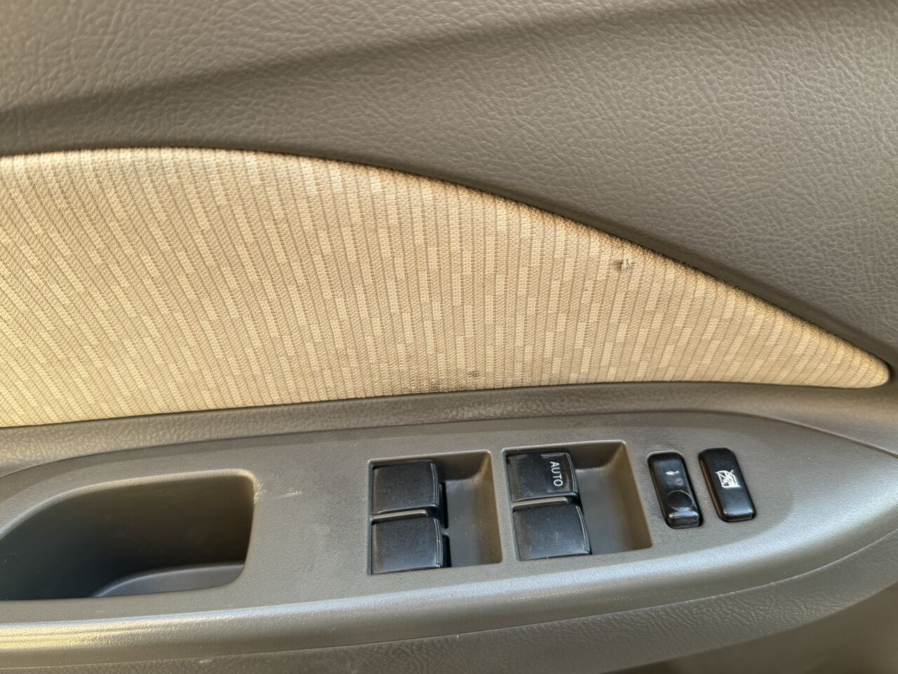 Thuqbah, Vehicles, Cars & Trucks , SAR 14000,  Toyota Yaris,  2010,  Manual,  349000 KM,   , 14000 SAR--khobar