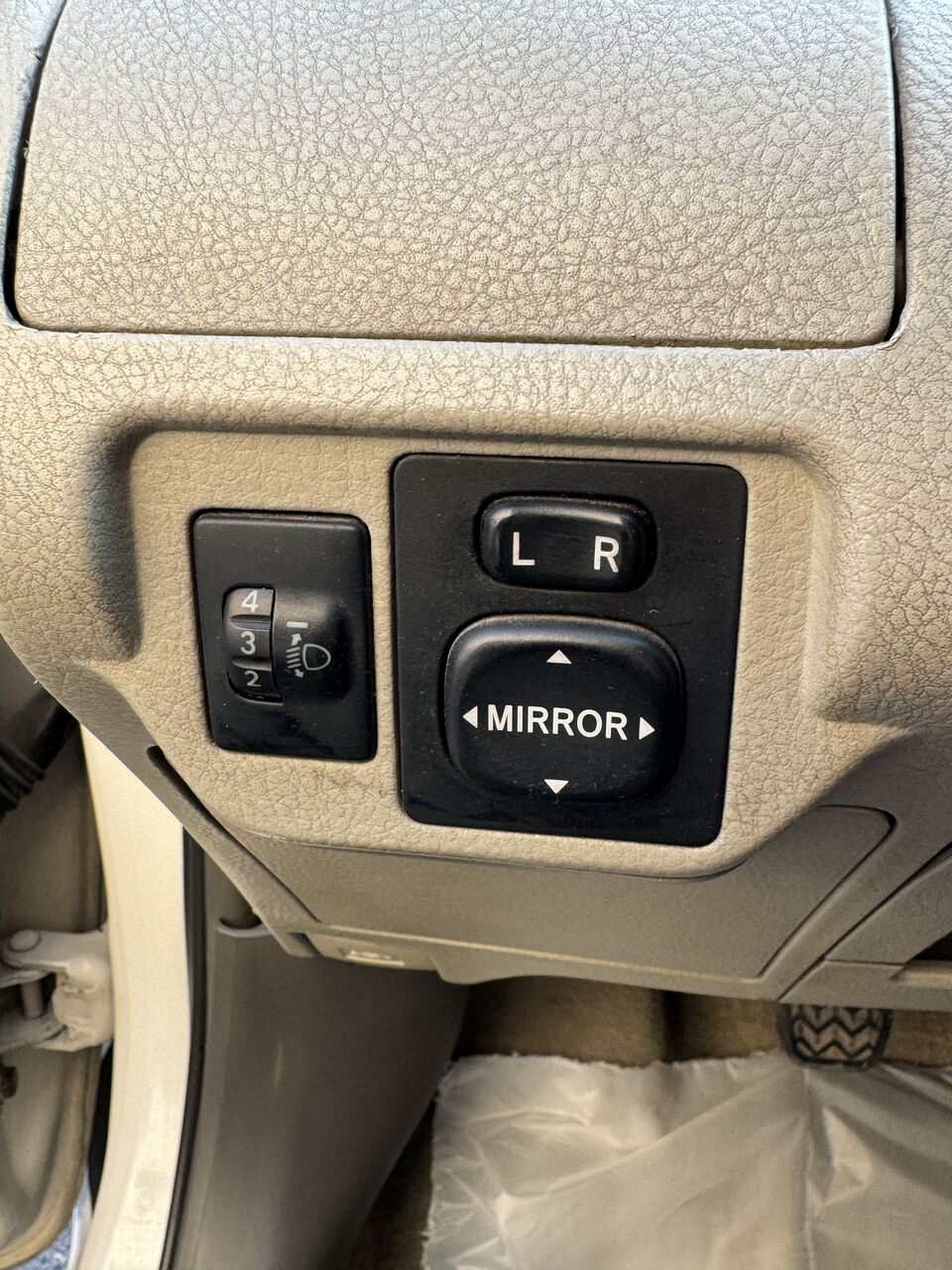 Thuqbah, Vehicles, Cars & Trucks , SAR 14000,  Toyota Yaris,  2010,  Manual,  349000 KM,   , 14000 SAR--khobar